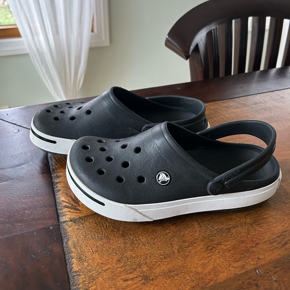 Crocs